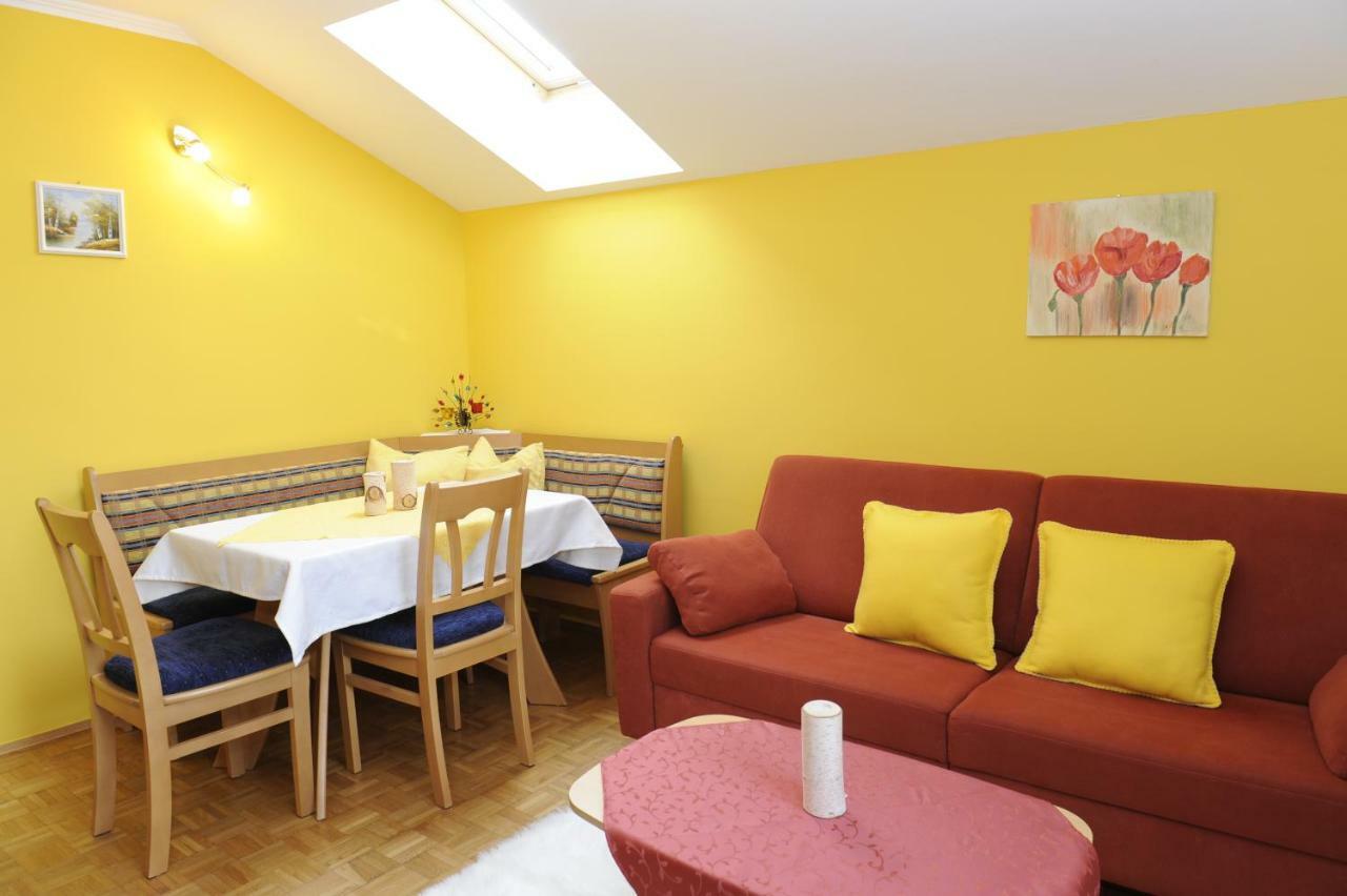 Appartement Haus Sonnenschein Mariapfarr Extérieur photo